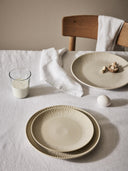 Granada middagstallrik