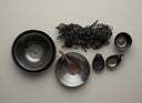 <h3>Serving bowls  with<br/><em>sophisticated</em> form</h3>