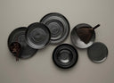 <h3><em>Pure</em> form.<br/>Dark <em>elegance</em>.</h3>