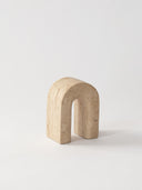 Travertine bokstöd