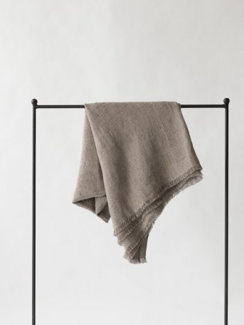 Linen blanket in a ash color