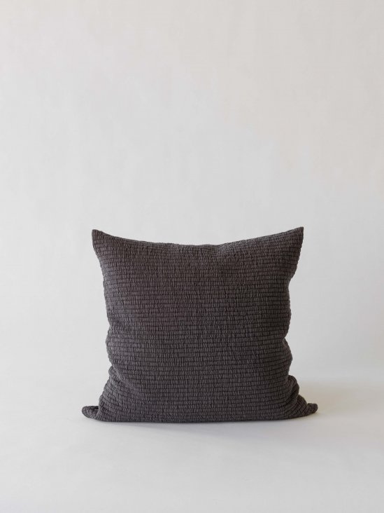 Cushion cover in washed cotton in charcoal