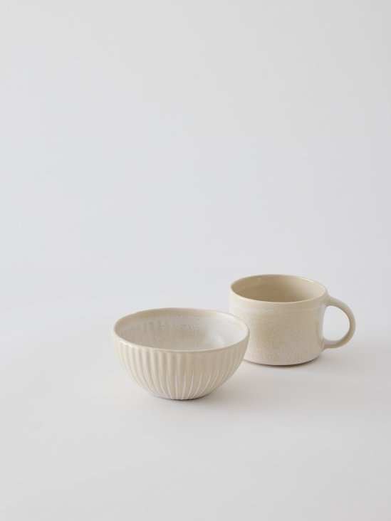 Beige kaffekopp i stengods - Tell Me More