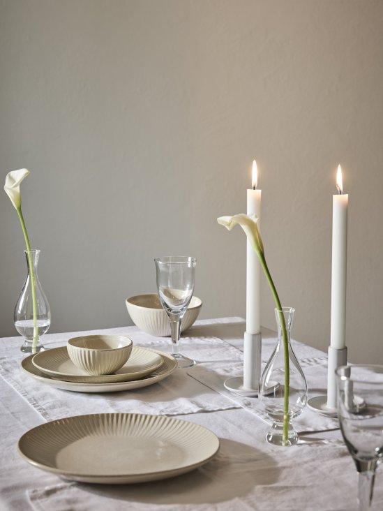 Middagstallrik i beige stengods - Tell Me More