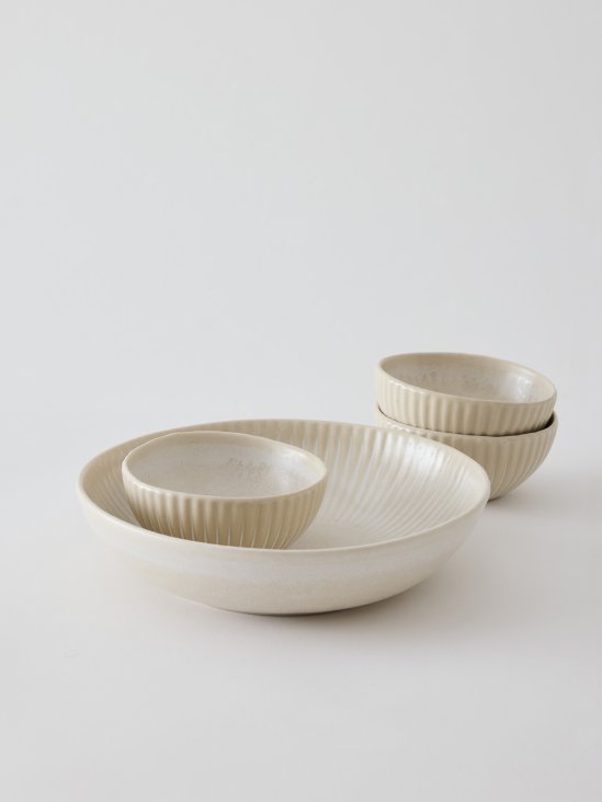 Sopptallrik i beige stengods - Tell Me More