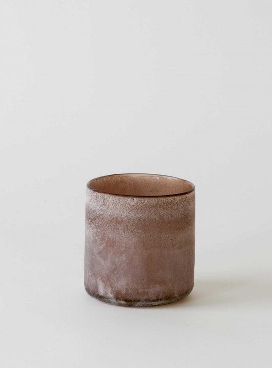 Frost ljuslykta i grått