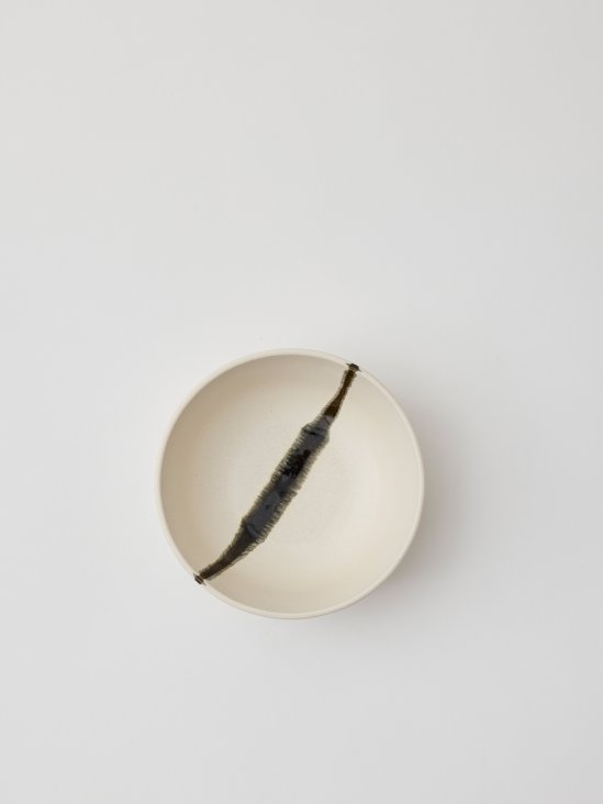 Serveringsskål beige i stengods - Tell Me More