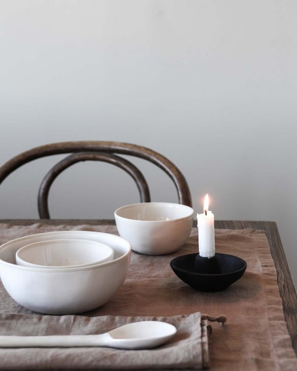 Svart ljusstake tell me more